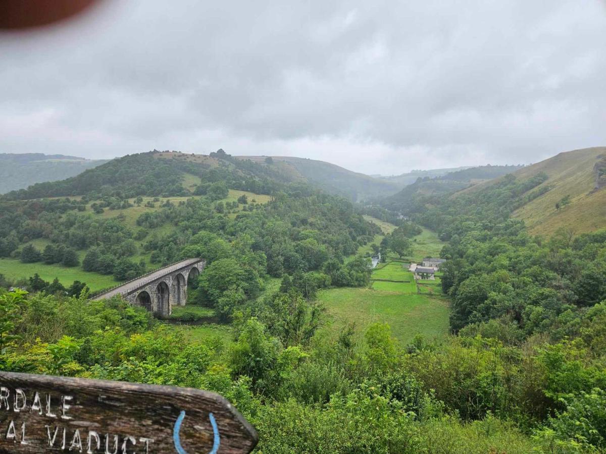 Rose Cottage - Cosy Cottage In Millers Dale 巴克斯顿 外观 照片